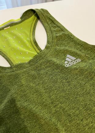 Майка топ зелена adidas салатова футболка для залу для спорту для бігу3 фото