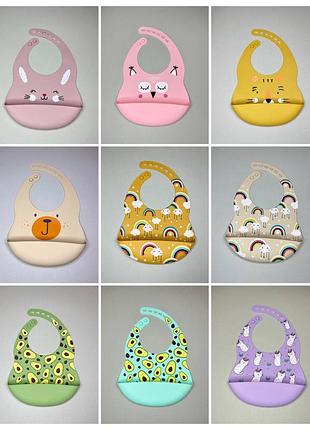 Слюнявчик силиконовый.