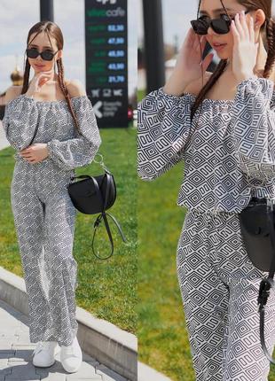 Стильний брючний костюм для дівчинки