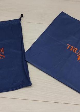 Пильник trussardi