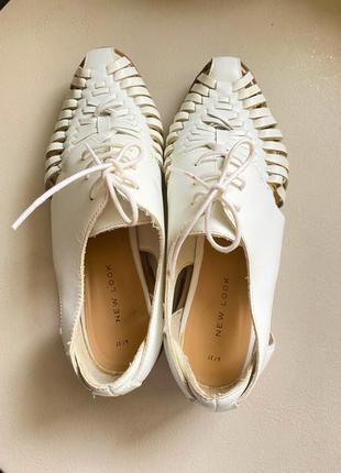 Туфли на шнурках, белые туфли, мокасины, лоферы, летние открытые туфли3 фото