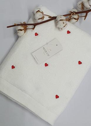 Полотенце maison d'or love 85x150 white/red
