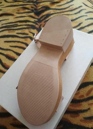 Босоножки 40 г. 2