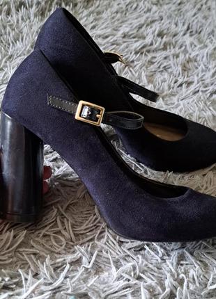 Туфли замшевые синие на каблуке