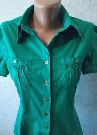 Ярко-зеленая рубашка, блузка3 фото
