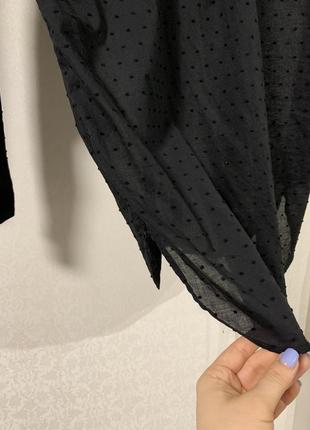 Сорочка брендова чорна нарядна напівпрозора в крапочку подовжена3 фото