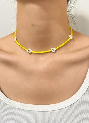 Чокер из бисера ромашки яркое ожерелье бисер3 фото