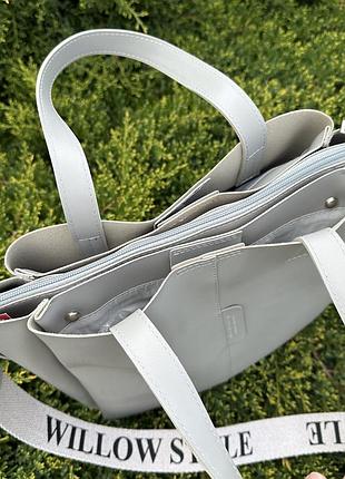 Стильная женская сумка серая экокожа на каждый день