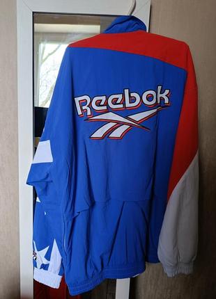Легкая куртка reebok2 фото
