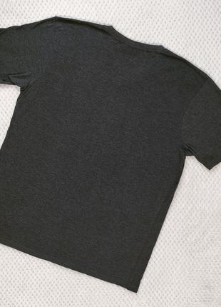 Чоловіча футболка темно-сіра xl v-виріз2 фото