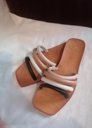 Жіночі тапочки ,тверда підошва