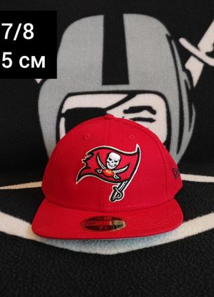 💯🏈 оригінал. дуже крута бейсболка new era 59fifty low profile x nfl tampa bay buccaneers.