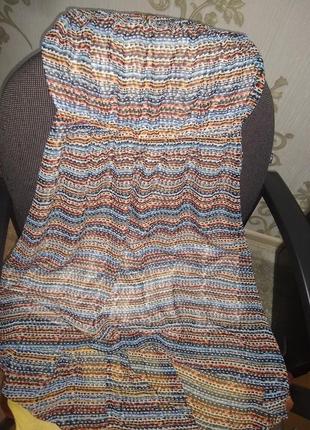 Платье bershka с открытыми плечами шифоновое на резинке