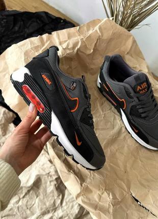 Чоловічі кросівки nike dd8500 у чорно-сірому кольорі,стильні спортивні кросівки на кожен день