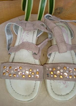 Дитячі босоніжки для дівчаток 29розмір.bama