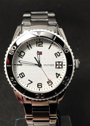 Жіночий годинник tommy hilfiger3 фото