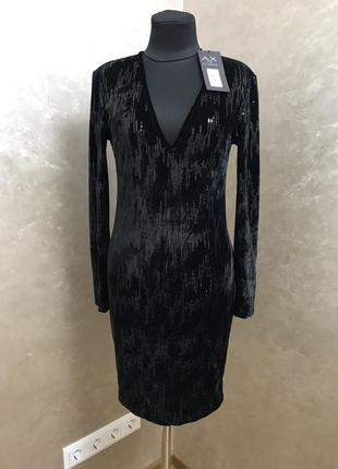 Вечернее маленькое черное платье с пайетками отax1 фото