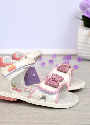 Белые босоножки Tom.m