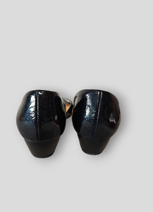 Лакированные кожаные босоножки на каблуке открытые туфли летняя обувь на каблуке5 фото