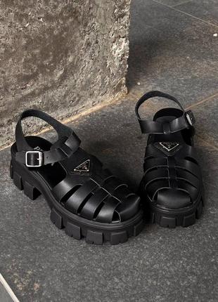 Сандалі босоніжки prada curry monolith sandals black