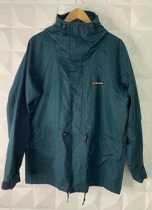 Berghaus вітровка