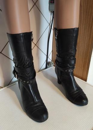 Ботинки сапоги натуральная кожа.
