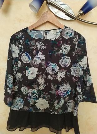 Красивая блузка с флористичным принтом1 фото