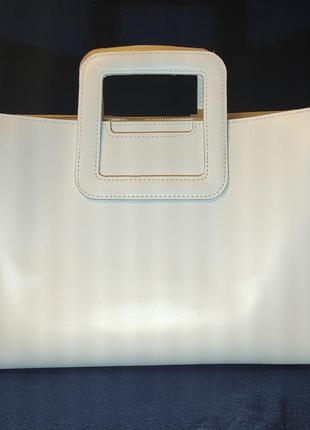 Женская сумка ручной работы с съемным плечевым ремнем из натуральной кожи белого цвета2 фото