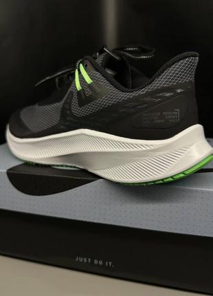 Кросівки nike quest 3 shield6 фото