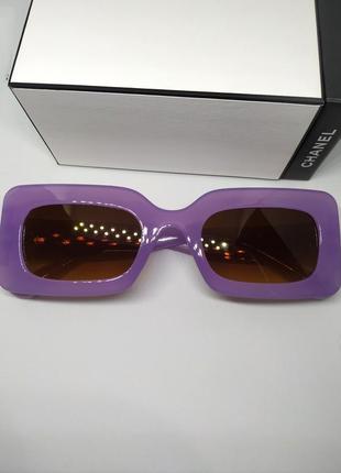 Тренд очки солнцезащитные фиолетовые прямоугольные крупные геометрические3 фото