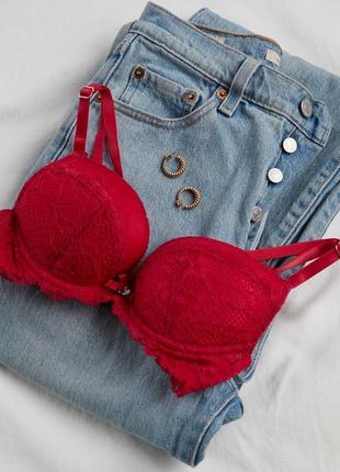 Красивый бюстик от крутой фирмы boux avenue