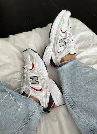 Жіночі кросівки топ 🥭