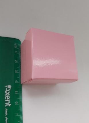 Коробочка подарункова  4х4см для прикрас рожева6 фото
