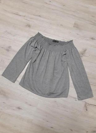 Серая  кофта