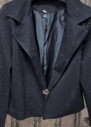 Пиджак ,жакет усыпан стразами сваровски, турция,люкс, последний хл