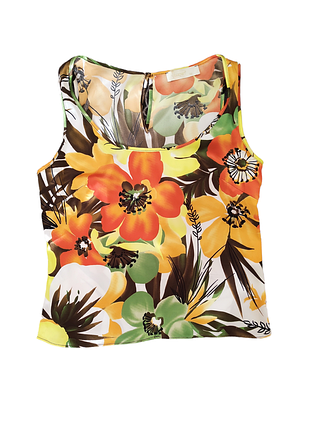 Яскрава красива маєчка