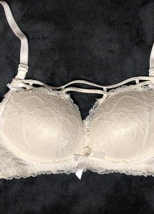 Бюстгальтер