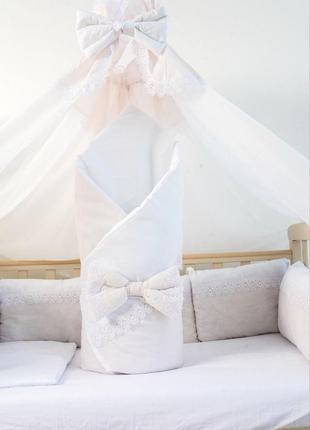 Дитяча постіль з мереживом та гіпоалергенним наповнювачем