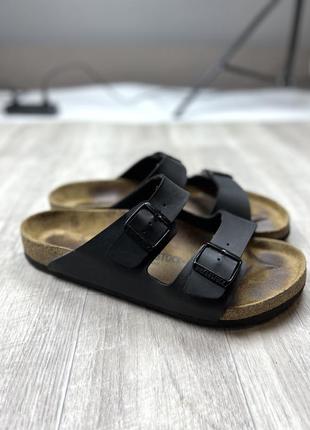 Birkenstock тапочки оригинал кожаные 44 размер тапки2 фото