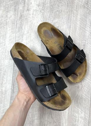 Birkenstock тапочки оригинал кожаные 44 размер тапки1 фото