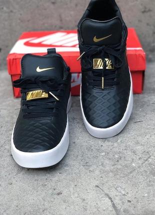 Чоловічі шкіряні кросівки nike tiempo vetta 17 black gold.