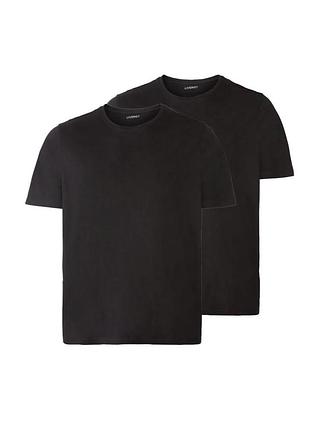 Чорна футболка бавовняна