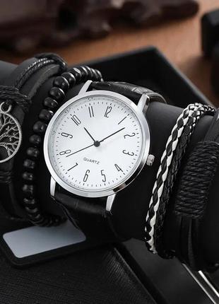 Набор черных кожаных браслетов + часы