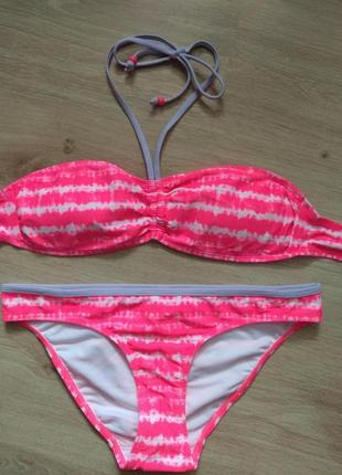 Купальник бандо 85в 50-52  р l hunkemoller