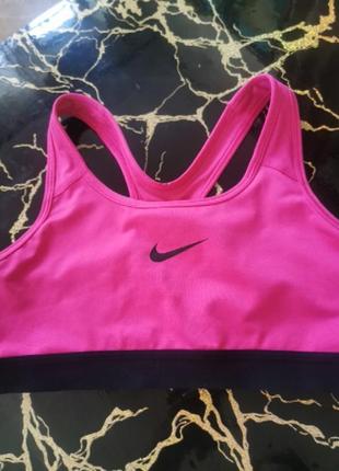 Топ nike ідеальний