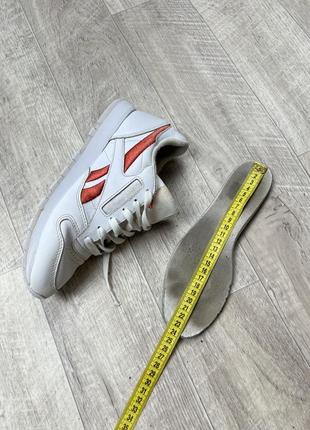 Reebok classic кроссовки оригинал 37 размер белые3 фото