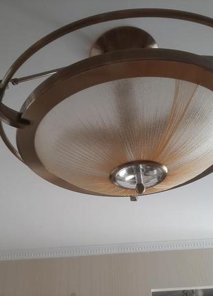 Світильник, люстра