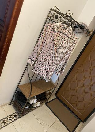 Стильний піджак в піжамному стилі