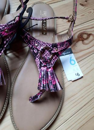 Босоніжки жіночі.primark.англія