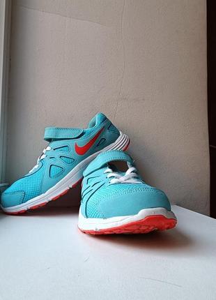 Кроссовки nike revolution 2